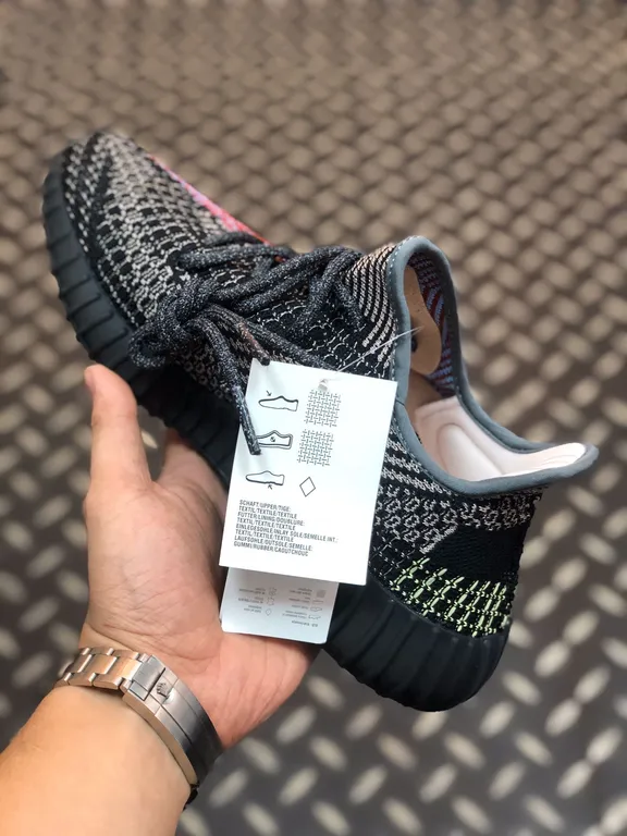 Yeezy Shoe 